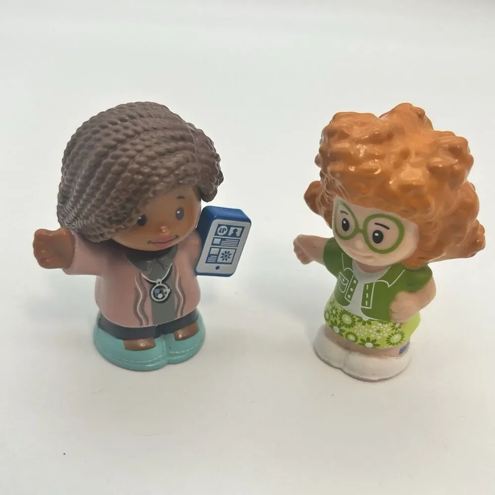 Fisher Price Little People Sophie And Dr.  Audrey